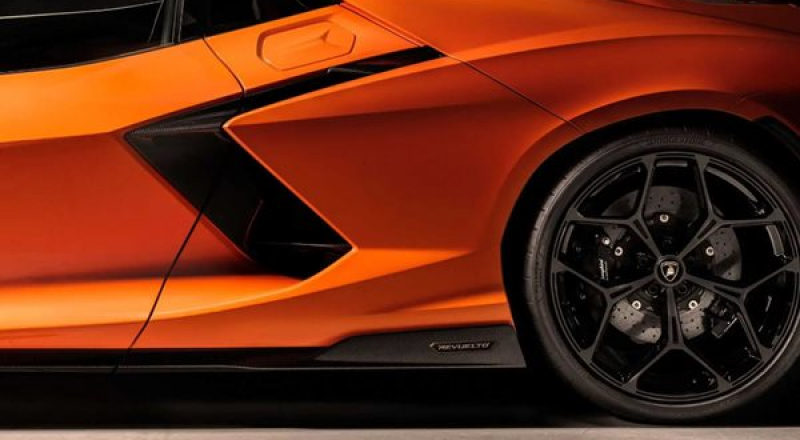 لامبورجيني تكشف عن أحدث تقنياتها الجديدة لتعزيز سيارتها الخارقة
