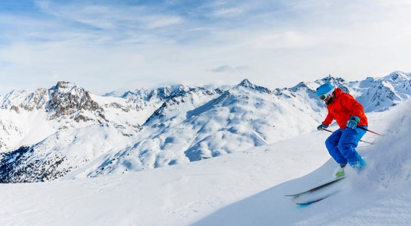 عناوين سياحية جاذبة لممارسة رياضة التزلج في موسم الشتاء