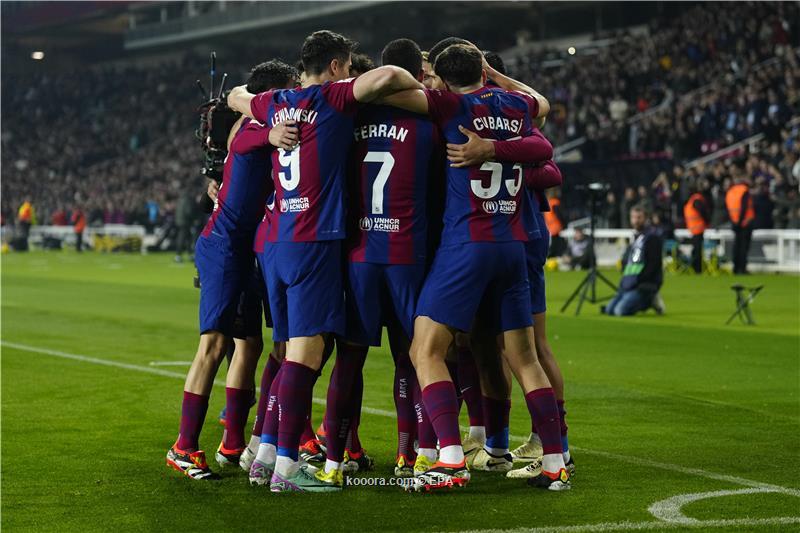  طلب تشافي مرفوض.. برشلونة يطرد 5 لاعبين