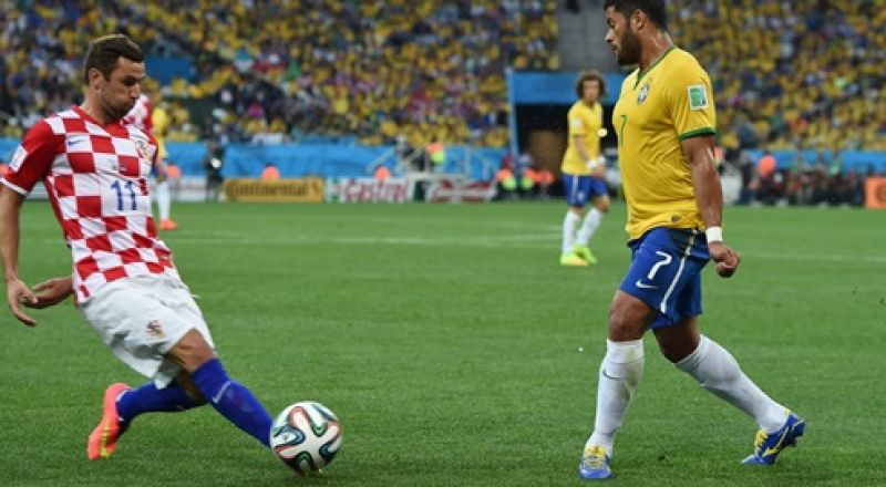 البطاقة الزرقاء قريبا في ملاعب كرة القدم