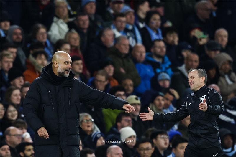 جوارديولا: مسيرتي لا تسمح لي بنصح هالاند