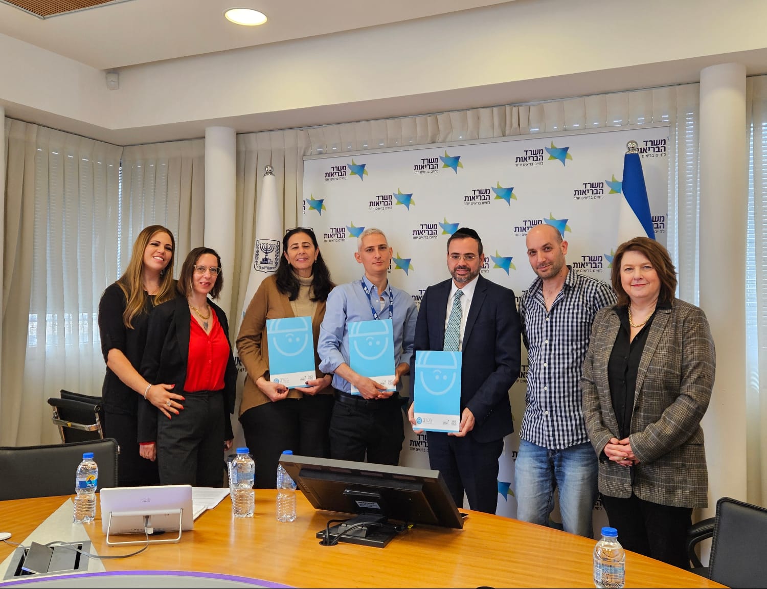 مؤسسة بطيرم تسلم وزير الصحة تقرير الأمة المتعلق بإصابات ووفيات الأطفال خلال السنوات الأخيرة