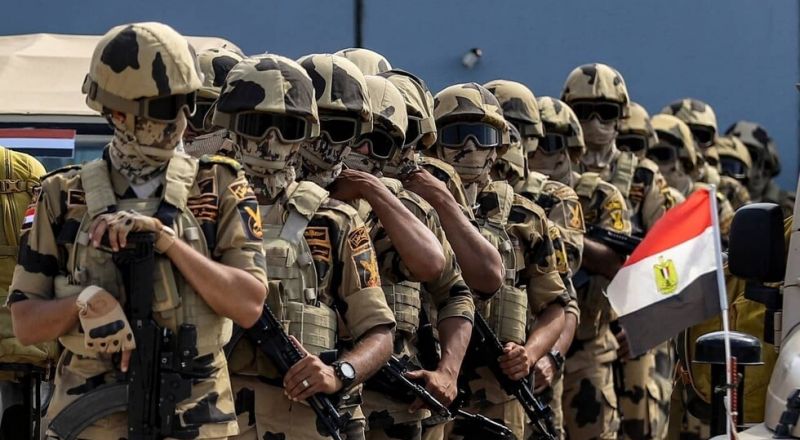 إيلي ديكل: الجيش المصري يعزز قواته في سيناء