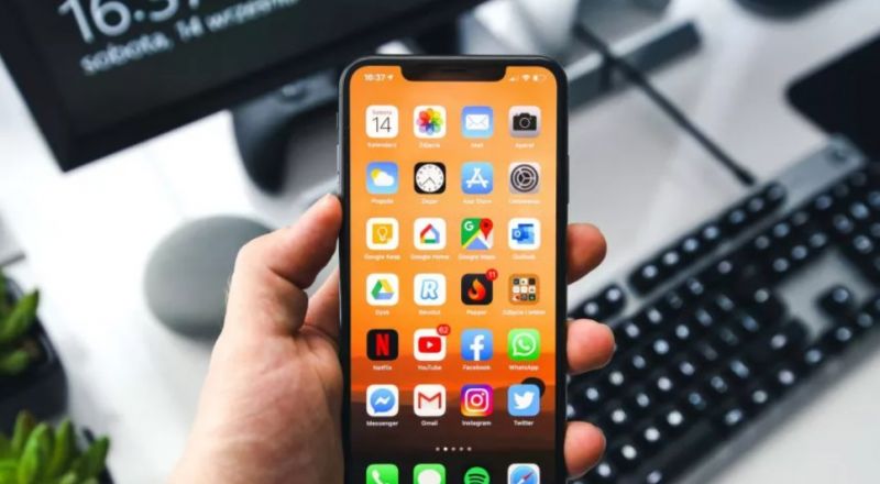 كيفية تجفيف هواتف آيفون المبتلة