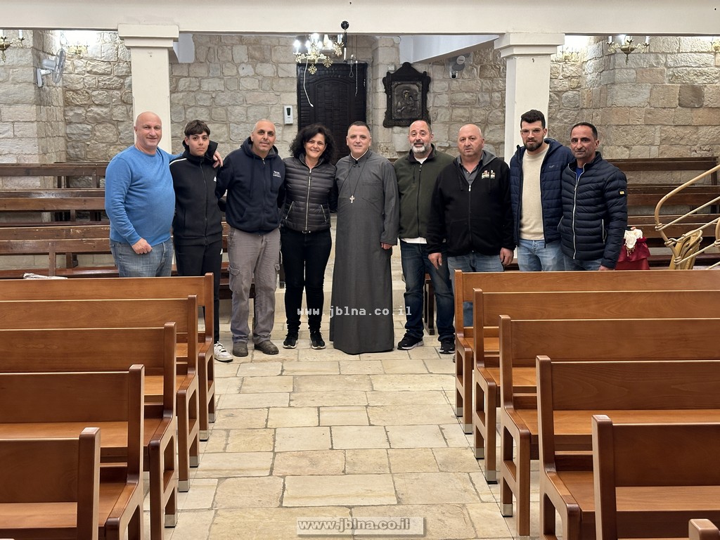 كنيسة السيدة في معليا تتجدد بمقاعد جلوس جديدة للمصلين