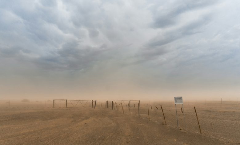وزارتا الصحة والبيئة تحذران الجمهور من تلوث الجو اليوم بسبب عواصف رملية مصدرها افريقيا