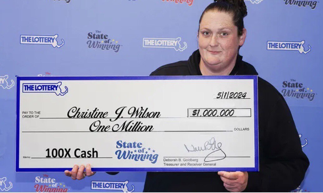 كل مرة بمليون..الحظ يحالف أمريكية مرتين في أقل من 3 أشهر