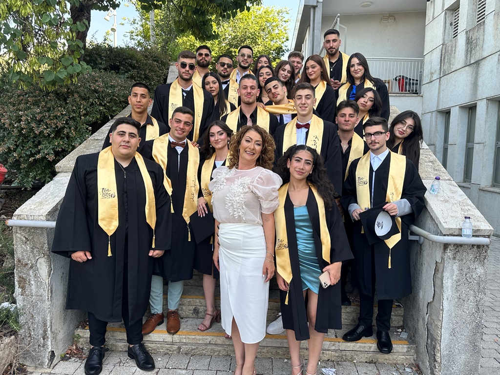 فيديو- نوتردام الثانوية تُخرج سربها ال 20 لينطلق بثبات نحو فضاء العِلم والعمل