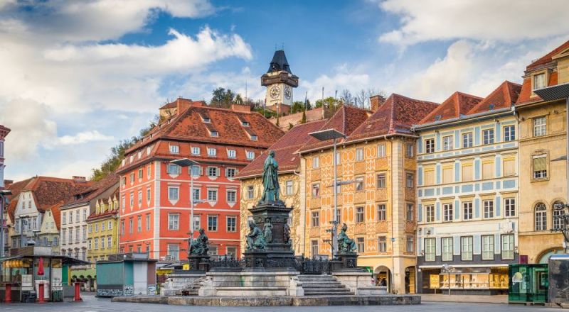 زيارة إلى غراتس الغنية بالجواهر المعمارية والكنوز الثقافية