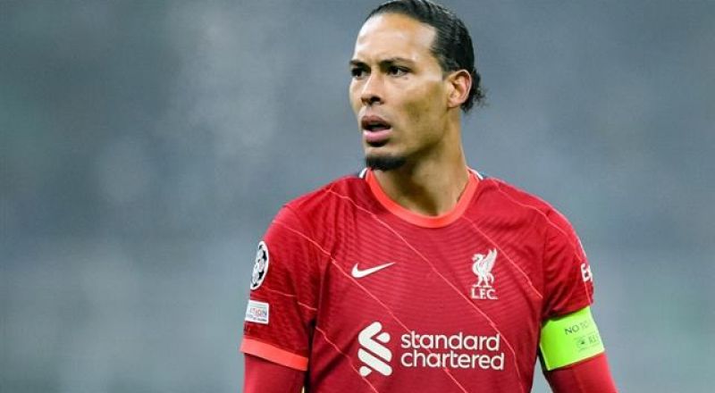 فان دايك يحسم مستقبله.. هل سينتقل إلى الدوري السعودي؟