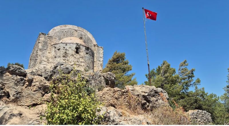 بقيت مهجورة لأكثر من قرن من الزمن..ما قصة قرية الأشباح هذه في تركيا؟