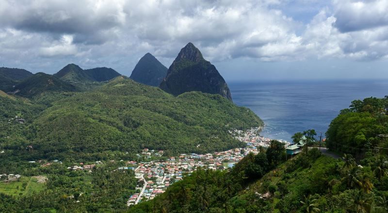 5 وجهات رومانسية مثالية لقضاء عطلات شهر العسل في 2025