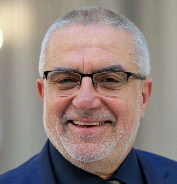 هل كانت فلسطين السبب بالإطاحة برئيس الأساقفة ؟ جواد بولس