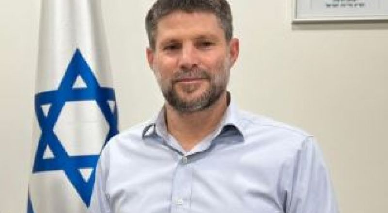 سموتريتش لنتنياهو: لن ننسحب بشرط أن تلتزم كتابيا بأننا سنعود للحرب