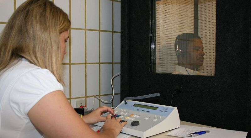 أسباب فقدان السمع