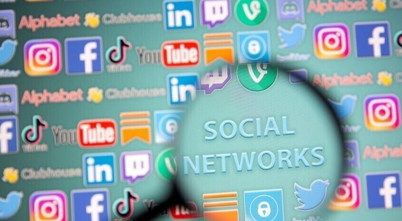 تراجع ثقة الجمهور.. هل يشهد عصر المؤثرين نهايته؟