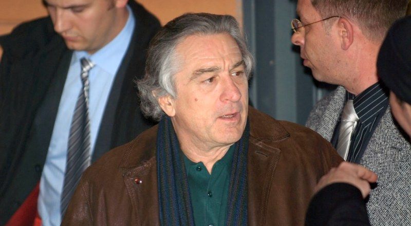 رزق طفلة بعمر 79..دي نيرو يكشف قاعدته الأولى في التربية