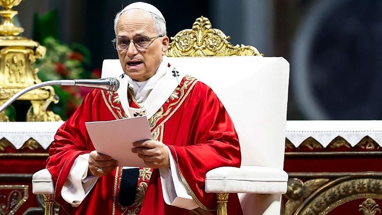 البابا يترأس القداس الإلهي في عيد القديسين بطرس وبولس ويتحدث عن الوحدة والشركة الكنسية وعن حيوية الإيمان