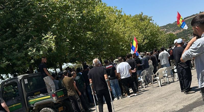 القيادة الدرزية تعلن إضرابًا عامًا وأيام غضب، والعشرات يجتازون الحدود السورية