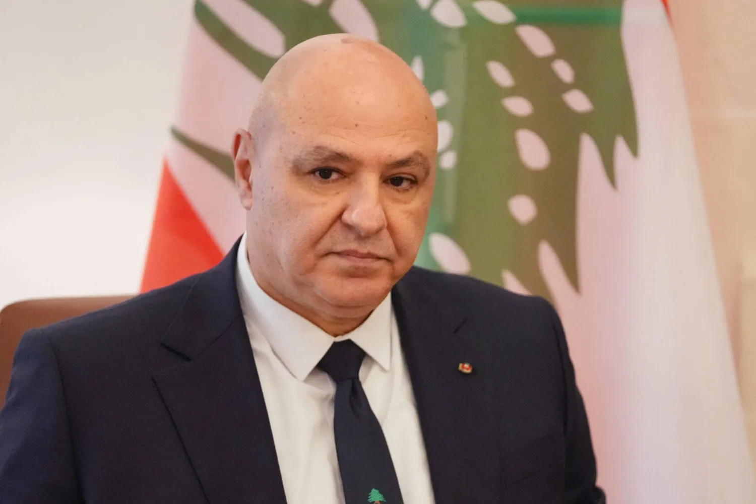 الرئيس اللبناني يؤكد على ضرورة سحب سلاح «حزب الله» وتسليمه إلى الجيش