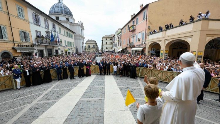 البابا لاوُن الرابع عشر: في رحمة الله وحدها يمكننا أن نجد الدرب نحو السلام