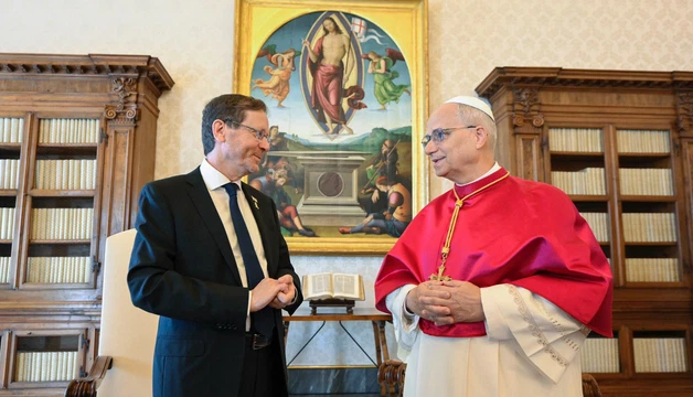 هيرتسوغ خلال لقائه البابا: غدًا يصادف مرور 700 يوم على اختطاف إخوتنا وأخواتنا - 48 منهم لا يزالون في غزة