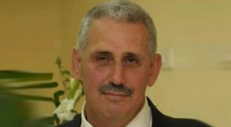 النَّحل وأفواه الياسَمين            بقلم :  زهير دعيم