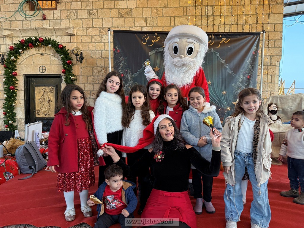 معليا- أطفال نادي الأحد يحتفلون بعيد الميلاد مع الفنانة سحر طنوس