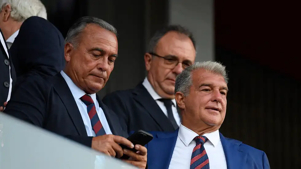 رسميا.. لابورتا يستقيل من رئاسة برشلونة