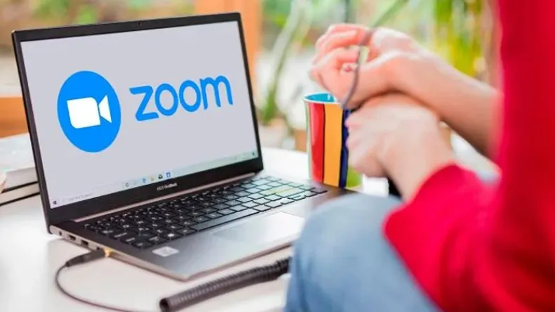 تقرير: التعلم عبر -زوم-  يفشل و30% من الطلاب خارج الصفوف الافتراضية